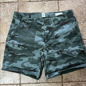 Ladies GAP Camouflage Shorts